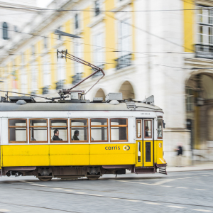 22-THE-YELLOW-BOX20150422-LISBONNE