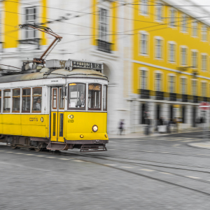 57-THE-YELLOW-BOX20150422-LISBONNE